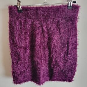 NWT Olivaceous Mini Skirt Thick Fuzzy Maroon Purple Red Large